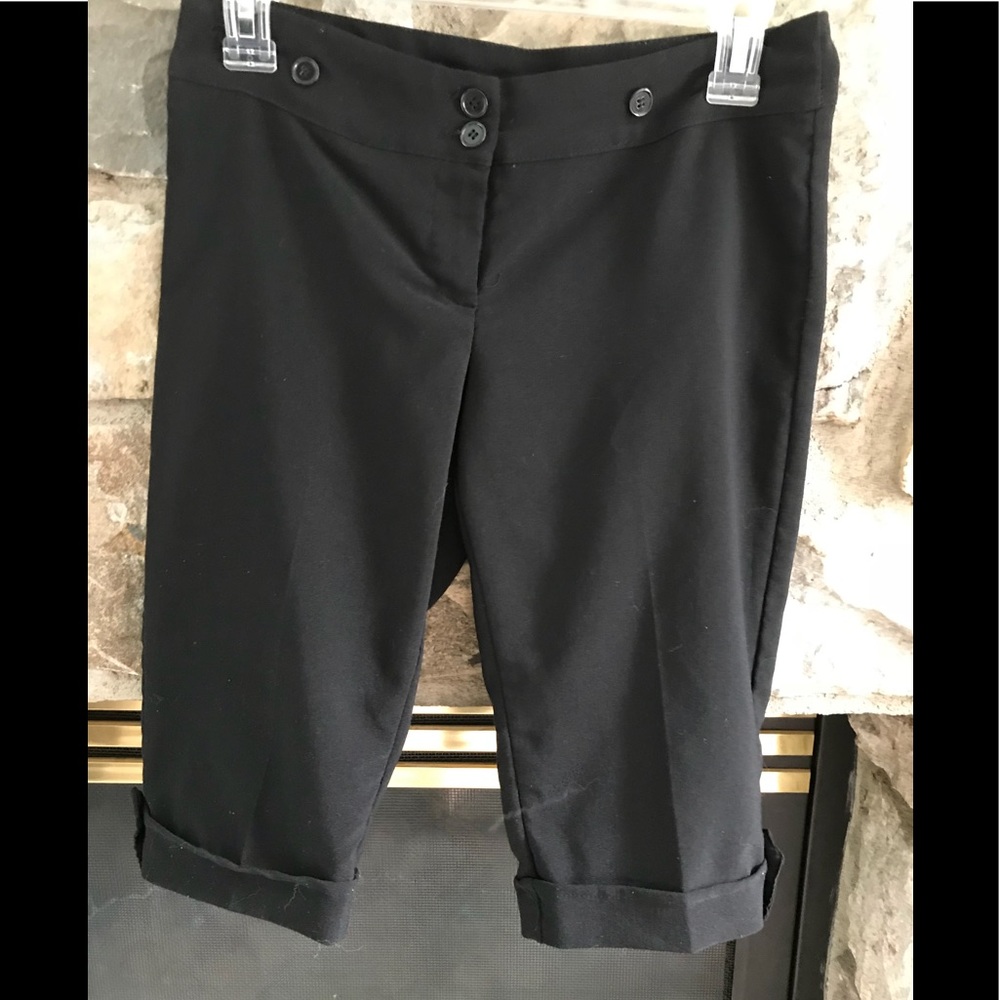 Jr. Dress Capri/shorts size small